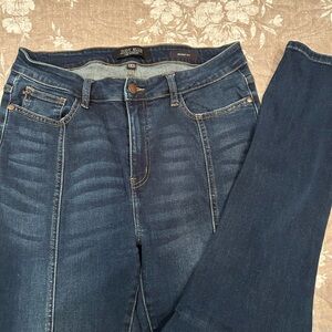 Judy Blue Women's Deep Indigo Skinny Jeans